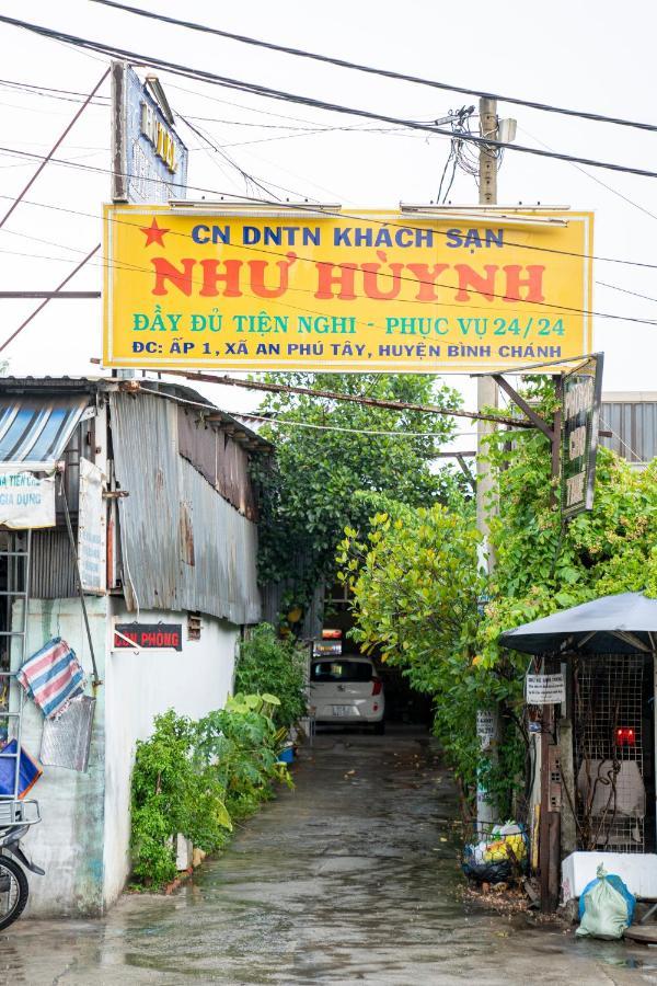 Như Huỳnh 2 3*