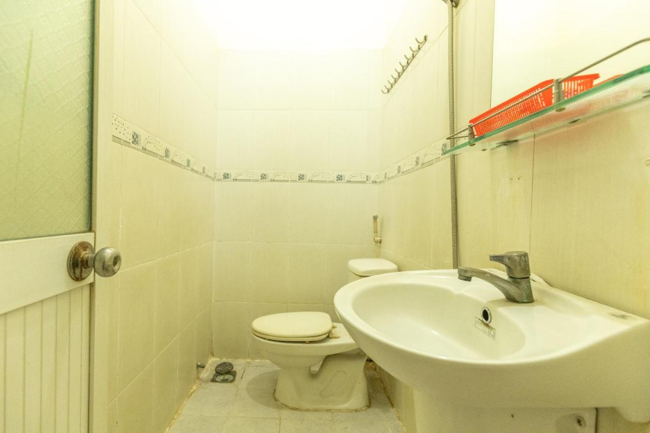 Khách sạn Như Huỳnh 2